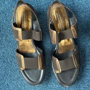Donald J Pliner Copper brown wedge sandal